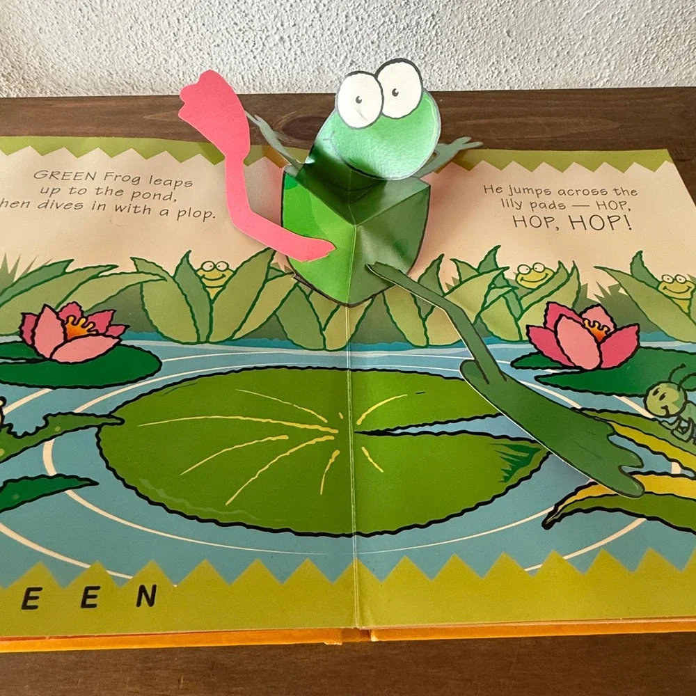 Vintage 2003 Snappy Little Colors Pop-Up Fun Hardcover Book Happy Snappy